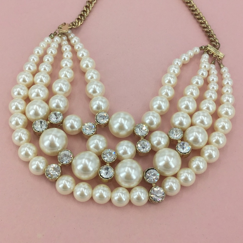Pearl statement necklace